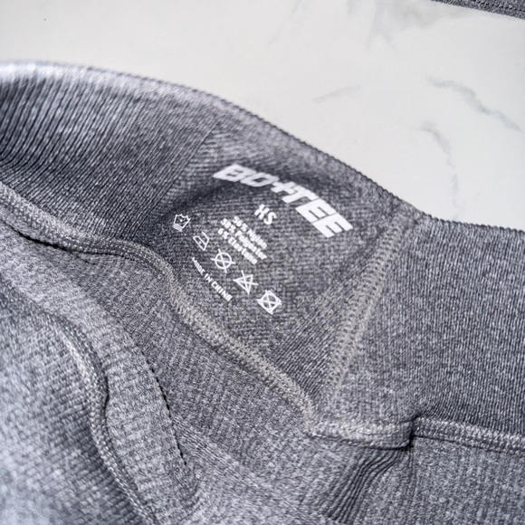 4 piece ribbed bo and tee set - Picture 4 of 9